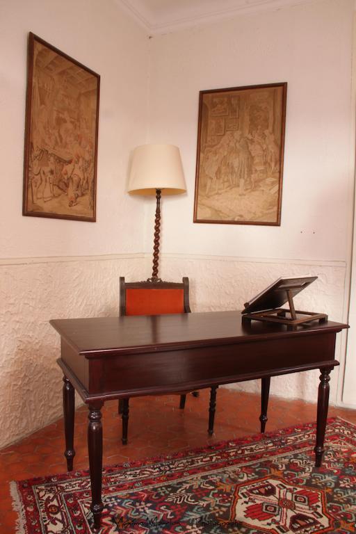 Chateau Rosans Bed & Breakfast Room photo